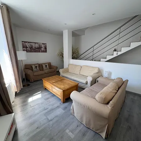 C'est Maison Bleue Каркассон