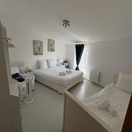 C'est Maison Bleue * Каркассон