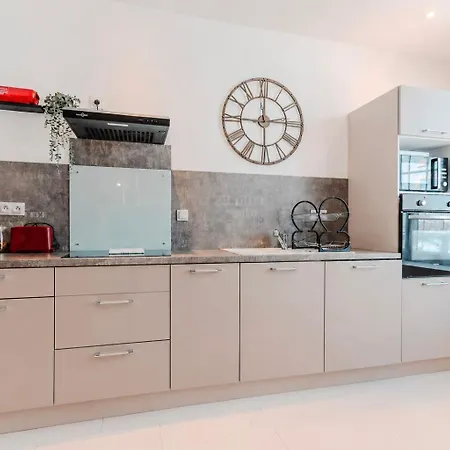 C'est Maison Bleue Апартаменты