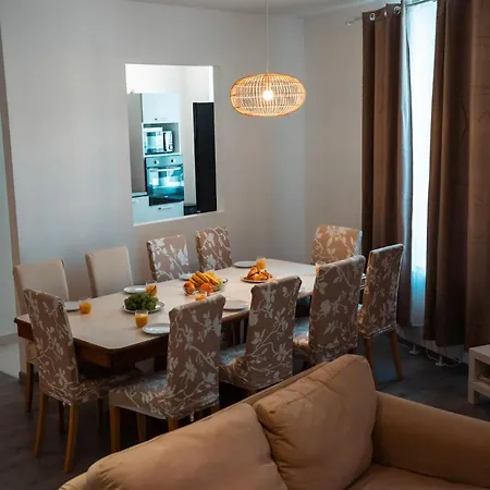 Апартаменты C'est Maison Bleue