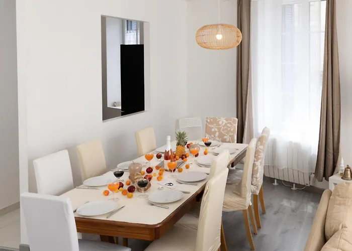 C'est Maison Bleue Апартаменты *